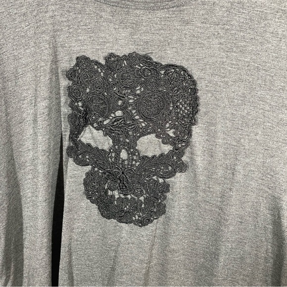 NWT Rosegal Gray Skull Graphic Long Sleeve Jersey Plus Size Tee 5X - Picture 3 of 7